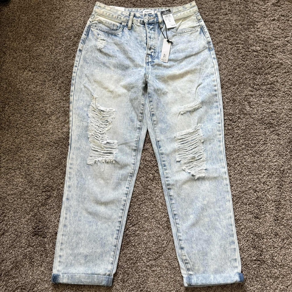 Rue21 Distressed Mom Jeans High Rise Acid Wash Denim Button Fly Size 12‎